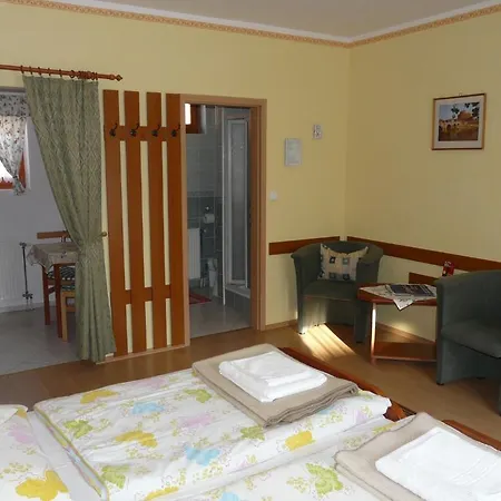 Anna Apartment *
