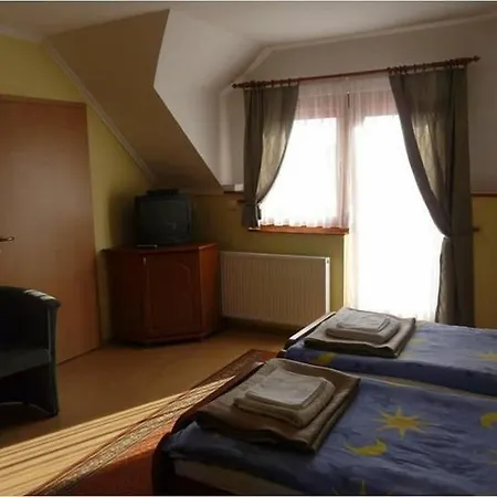 Anna Apartment Buk