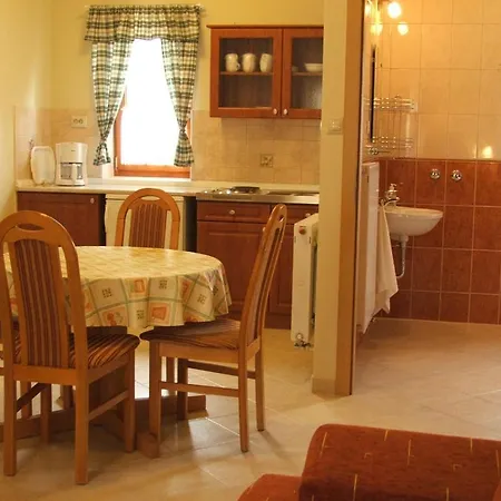 Apartment Anna Buk