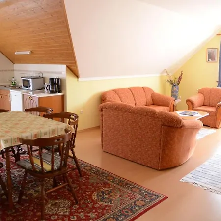 Anna Apartment